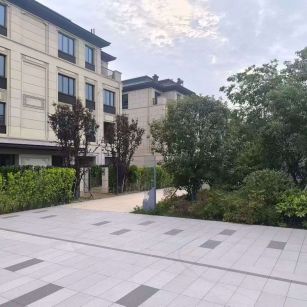 湖州 芝麻白与芝麻白搭配铺装，尺寸1200*600