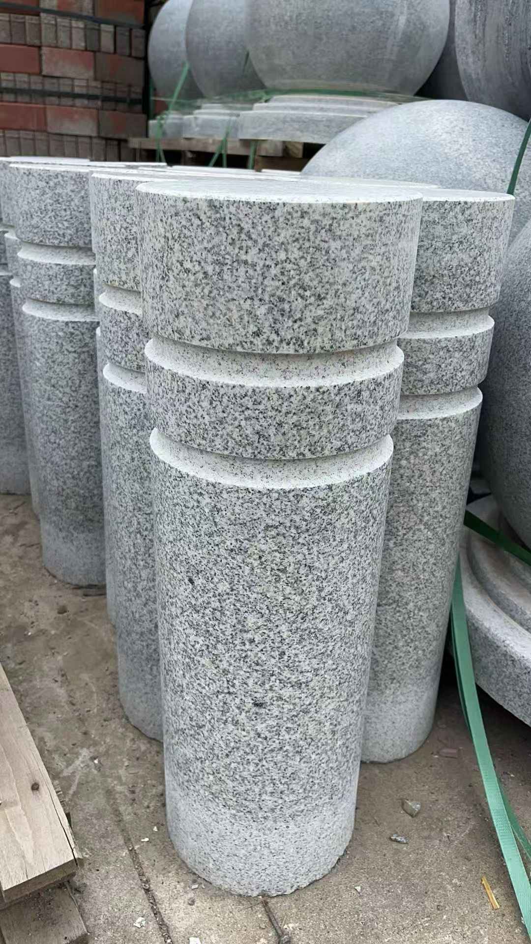 湖州 芝麻白花岗岩挡车柱、隔离柱多少钱