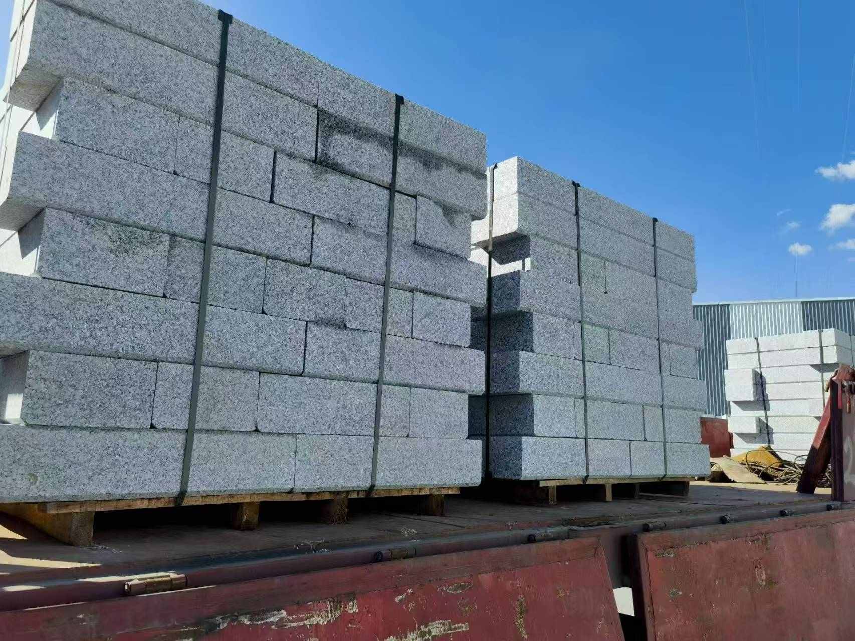 湖州 路沿石装车出货