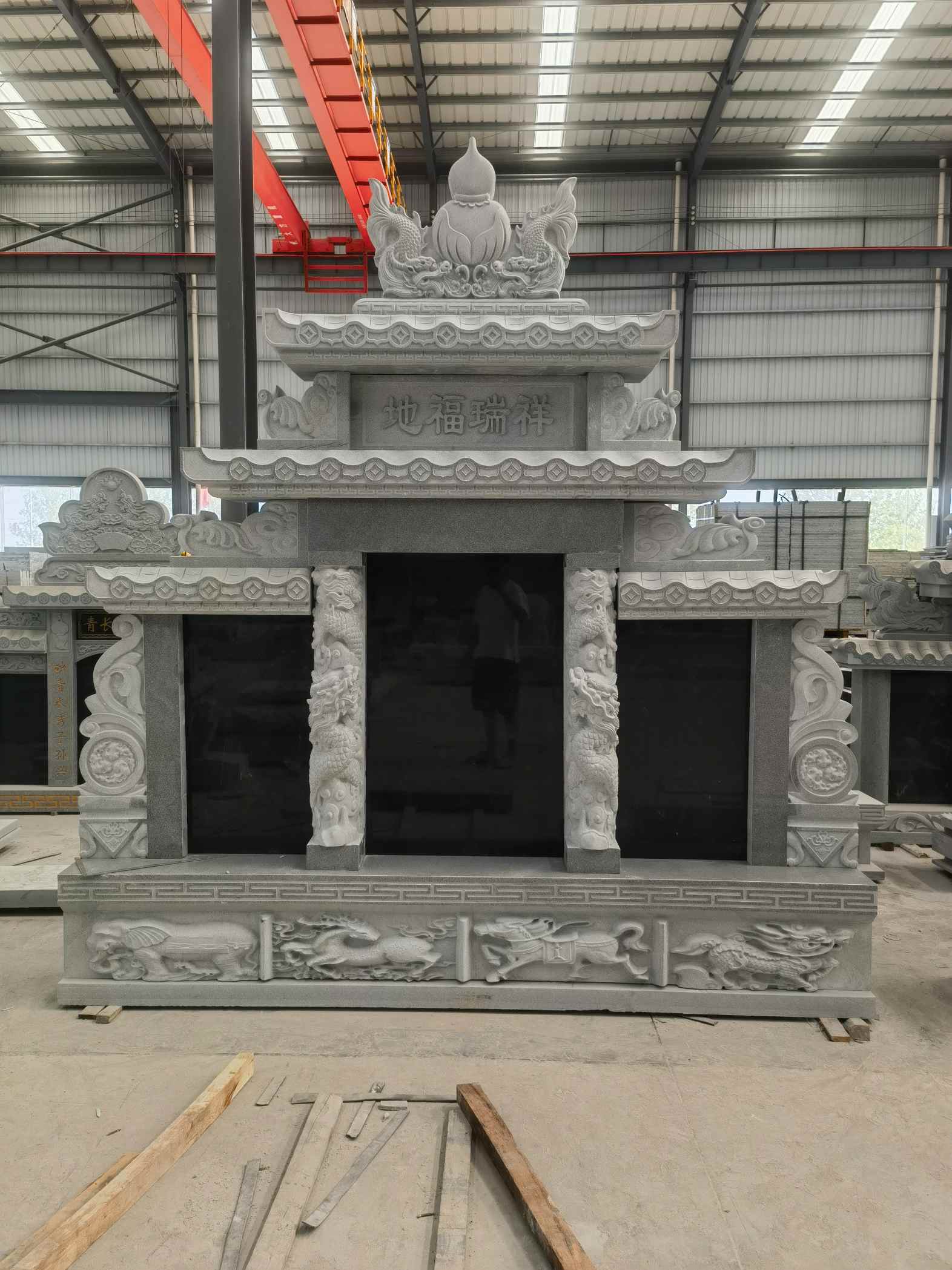 湖州 芝麻灰高档墓碑、土墓，一套也支持定做