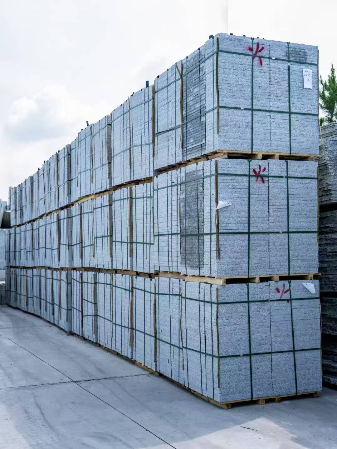 湖州 芙蓉白3公分火烧地铺成品300*600