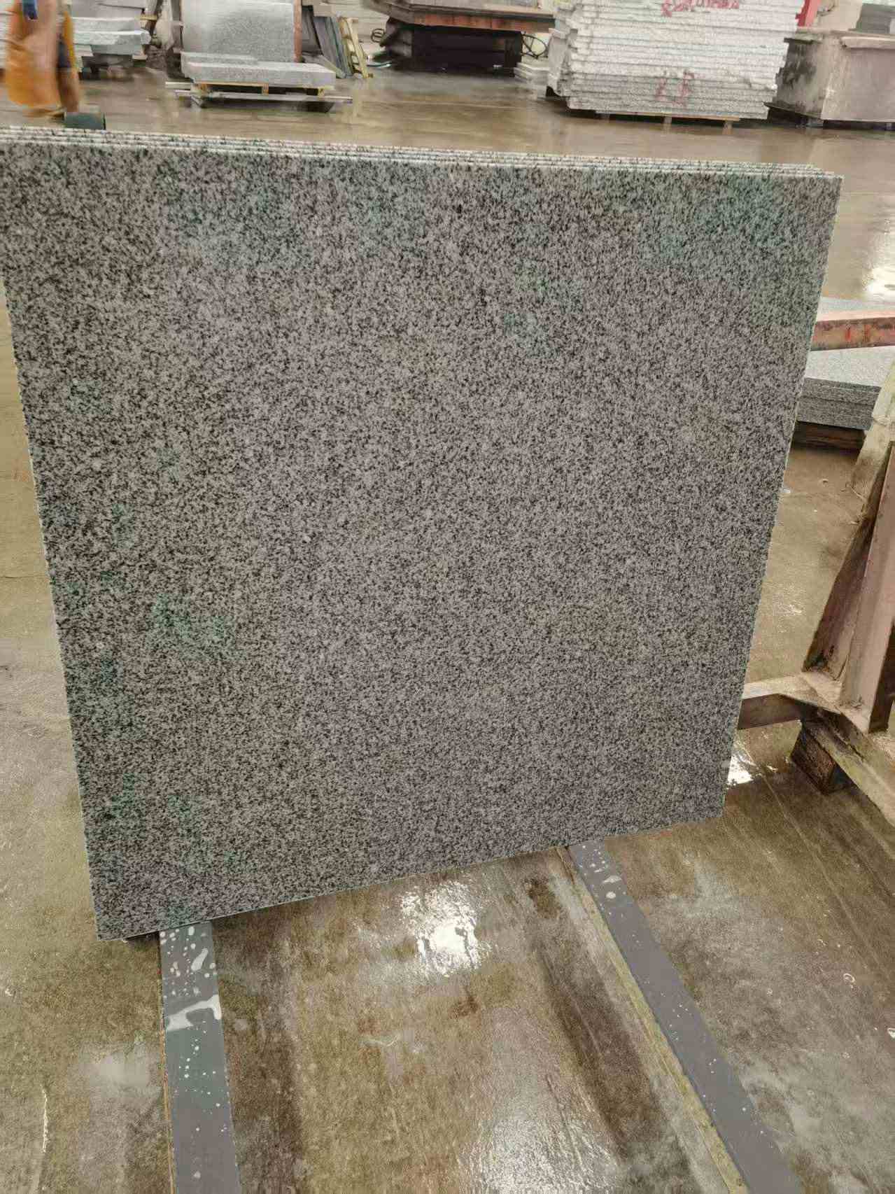 湖州 芝麻白光面900*900，高地铁标准